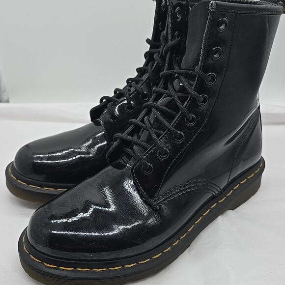 Dr Martens 1460 Leather‎ Combat Grunge Goth Y2K Boots Womens 9 Black Lace Up - Picture 1 of 11